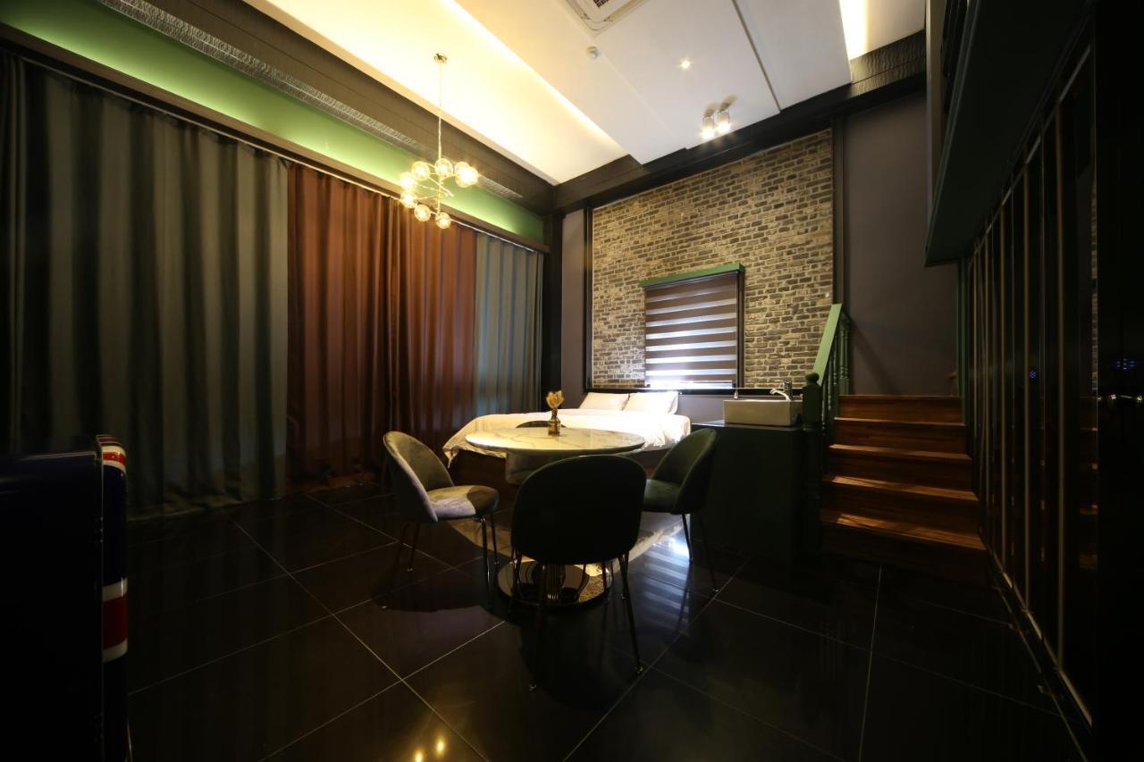 Hotel Yeogiatte Daegu Station Zewnętrze zdjęcie